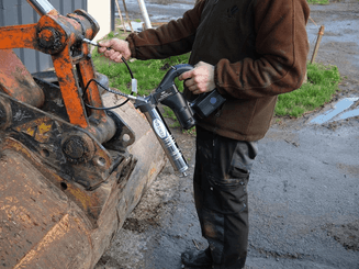 Equipement d'atelier - Graissage - Pompe a graisse électrique 18 V