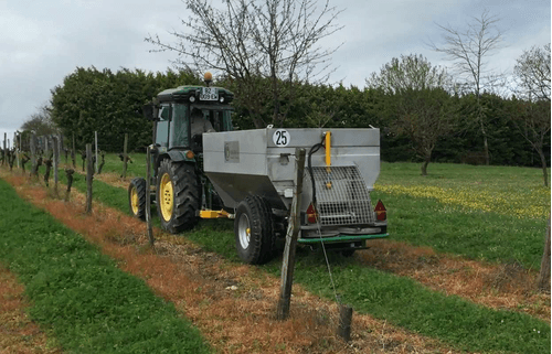 Fertilisation, épandage - Distributeurs d'engrais - Epandeur d'engrais vignes